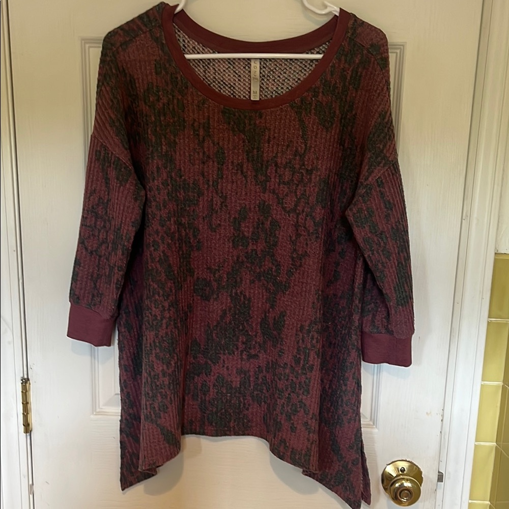 Women's Burgundy and Black LuLaRoe Cozy Collection